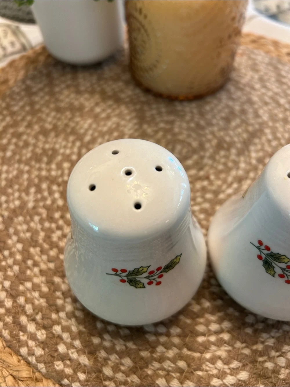 International Tableworks Christmas Ribbons Salt & Pepper Shaker Set - White